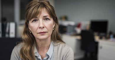 Ülemus vallandas mind, et panna minu kohale oma tütar. Enne lahkumist anti mulle virn dokumente ja nädal aega aega… kuid aruandmise päeval ma tunnistasin üles selle, mida nad kindlasti ei oodanud…