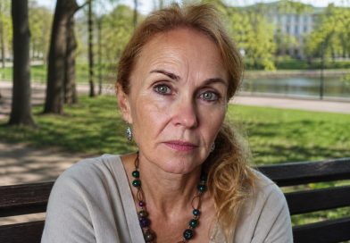 Pärast minu ema surma sain teada, et ta oli kaks aastat varem korteri oma venna nimele kirjutanud. Keegi ei olnud mulle sellest rääkinud. Minu vend ütles, et tema hoolitses tema eest.