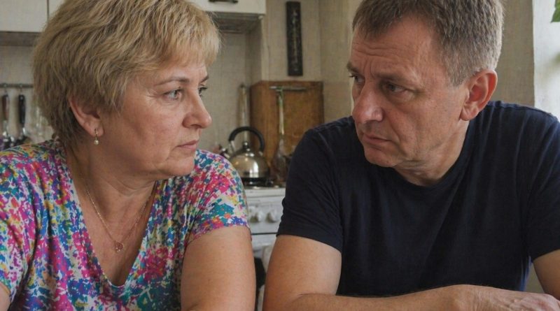 Poeg kutsus meid mehega restorani lõunale. Kui ettekandja taldrikud ära viis, võttis poeg dokumendid välja ja ütles, et peab meiega tõsiselt rääkima…