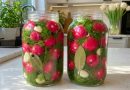 KRÕBED FERMENTEERITUD REDISED ILMA ÄÄDIKATA VALMIVAD 2 PÄEVAGA. MINU PERE SÖÖB NEID PURKIDE VIISI KRÕBED FERMENTEERITUD REDISED ILMA ÄÄDIKATA VALMIVAD 2 PÄEVAGA. MINU PERE SÖÖB NEID PURKIDE VIISI