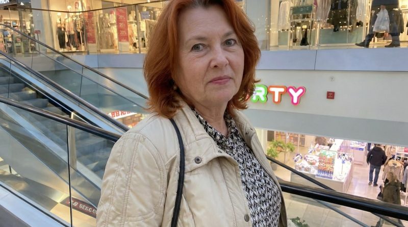 Kogu elu olin “kellegi”: naine, ema, vanaema. Siis tahtsin olla iseennast ja teate mis? Õnnestus… Kogu elu olin “kellegi”: naine, ema, vanaema. Siis tahtsin olla iseennast ja teate mis? Õnnestus…