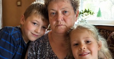 Minia pakkus pikka aega esimest korda ise välja, et tulen nädalavahetuseks külla. Ütles, et lapsed igatsevad ja tahavad vanaemaga aega veeta… Aga juba õhtul sain aru, miks mind tegelikult sellesse majja kutsuti…