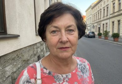 59-aastaselt otsustasin minna kohtingule mehega, kelle leidsin tutvumisrakendusest. Esimesest lehkas nii, et tahtsin põgeneda, teine tuli emaga kaasa ja pärast kolmandat istusin kodus ning mõtlesin, et üksindus pole nii halb asi 59-aastaselt otsustasin minna kohtingule mehega, kelle leidsin tutvumisrakendusest. Esimesest lehkas nii, et tahtsin põgeneda, teine tuli emaga kaasa ja pärast kolmandat istusin kodus ning mõtlesin, et üksindus pole nii halb asi