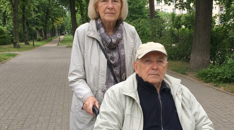 Pärast insulti muutus mu mees täiesti teiseks inimeseks. Mõnikord ei tundnud ta mind hommikuti ära. Aga sel päeval, kui palatisse tuli noor õde, ütles ta lause, mida ei suutnud kogu öö unustada…