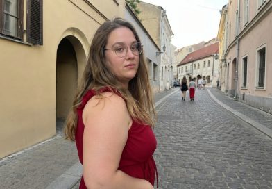 Mu poiss-sõber häbenes alati minu liigset kaalu. Ühel päeval jättis ta mind maha oma parima sõbranna pärast. Mõni kuu hiljem kahetses seda mõlemad Mu poiss-sõber häbenes alati minu liigset kaalu. Ühel päeval jättis ta mind maha oma parima sõbranna pärast. Mõni kuu hiljem kahetses seda mõlemad