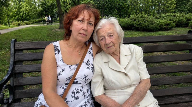 Hooldasin ämma, kelle pärisendid lapsed olid talle selja keeranud. Ja pärast matuseid ilmusid nad ootamatult välja, et tema korterit omavahel jagada. Vaikisin, kuni võtsin välja ümbriku, mille ta käskis avada kõigi ees…