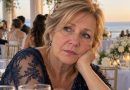 Poja pulmas palus minia naeratades mul kaugemasse lauda istuda. Ma ei öelnud midagi. Kuid kui õhtujuht kuulutas välja ema ja poja tantsu, vaatas mu poeg enda kõrval olevat tühja tooli… Poja pulmas palus minia naeratades mul kaugemasse lauda istuda. Ma ei öelnud midagi. Kuid kui õhtujuht kuulutas välja ema ja poja tantsu, vaatas mu poeg enda kõrval olevat tühja tooli…