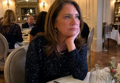 Enne poja pulmi alandas ta pruut mind külaliste ees, kinkides mulle mopipea. Aga see, mida mina oma käekotist välja võtsin, pani kogu saali hinge kinni pidama