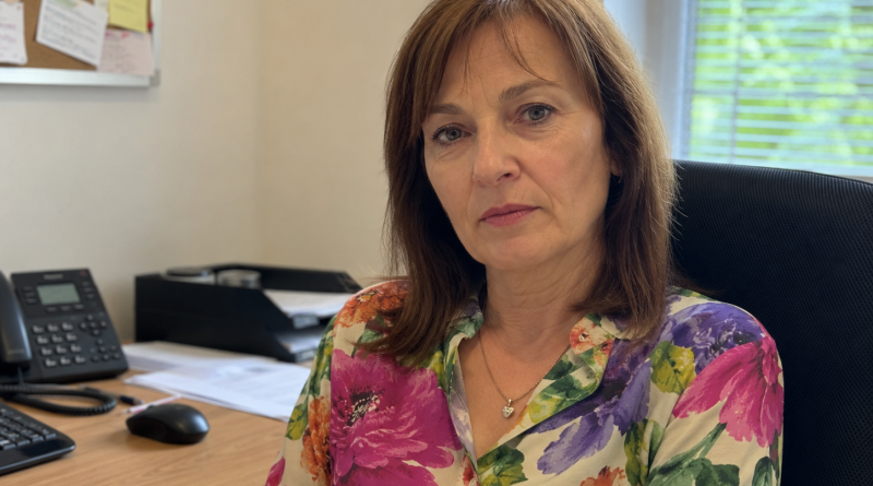 Kakskümmend aastat pidasin tema ettevõtte raamatupidamist ilma palgata, sest “see on perekonna asi”. Kui ta läks noorema juurde, võttis ta ettevõtte kaasa ja jättis mulle võla. See, mida ma pärast tegin, ei uskunud ma isegi ise Kakskümmend aastat pidasin tema ettevõtte raamatupidamist ilma palgata, sest “see on perekonna asi”. Kui ta läks noorema juurde, võttis ta ettevõtte kaasa ja jättis mulle võla. See, mida ma pärast tegin, ei uskunud ma isegi ise