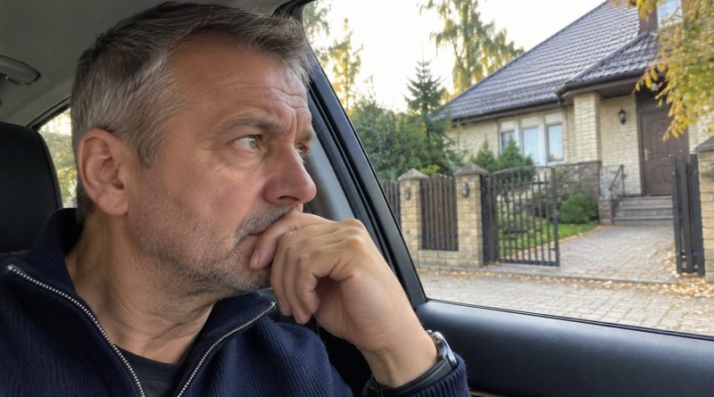 Loobusin oma vanematest oma naise pärast. 12 aastat hiljem mõtlen üha sagedamini, kas tegin oma elu suurima vea… Loobusin oma vanematest oma naise pärast. 12 aastat hiljem mõtlen üha sagedamini, kas tegin oma elu suurima vea…
